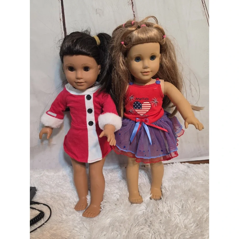 Lot of 2 American Girl Dolls 18 Inch Brunette Holiday Blonde Patriotic AS IS